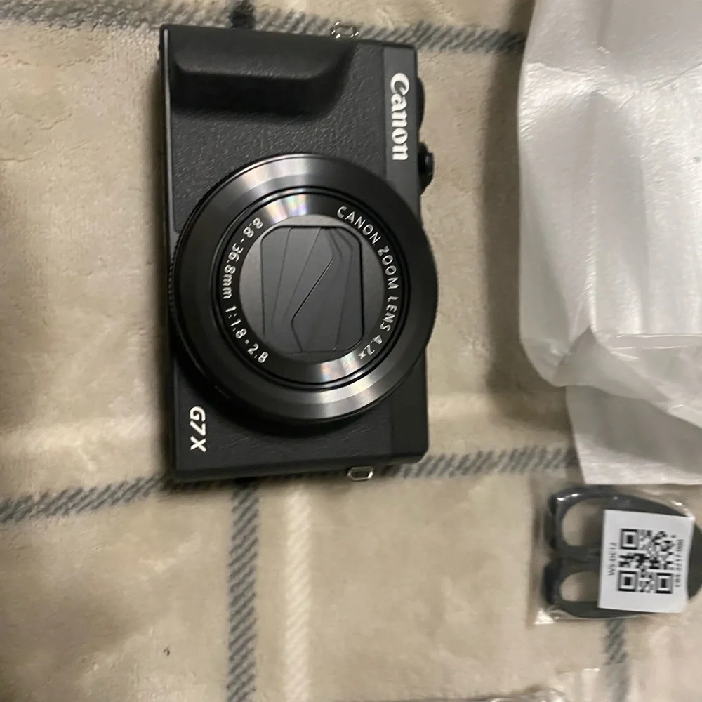 Canon Powershot G7X Mark III Compact Black Camera